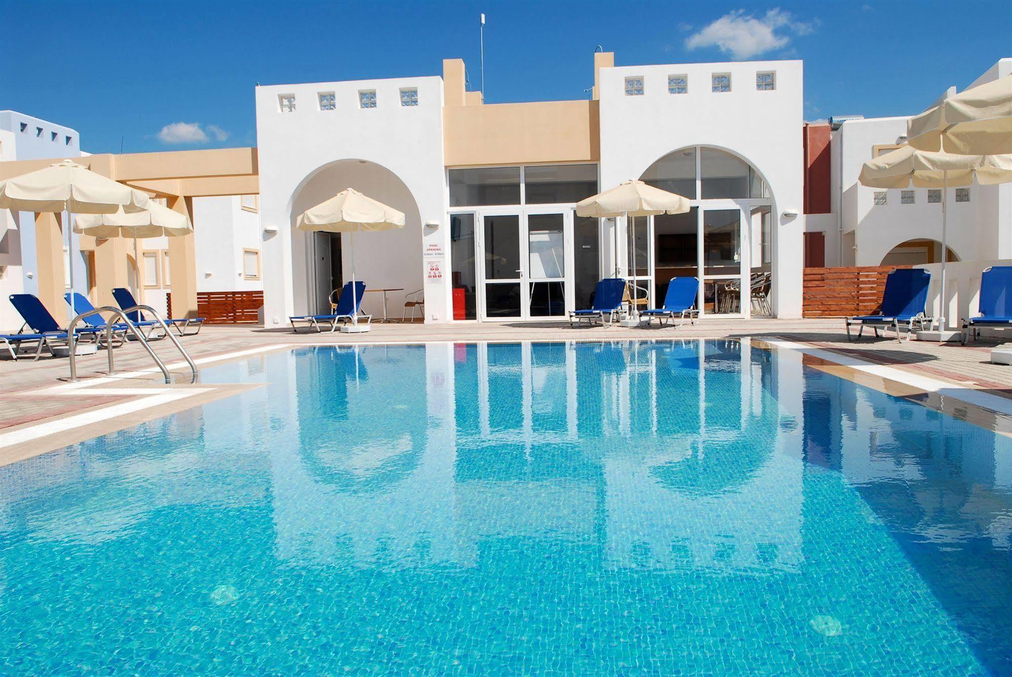 Gennadi Gardens Apartments & Villas Zewnętrze zdjęcie