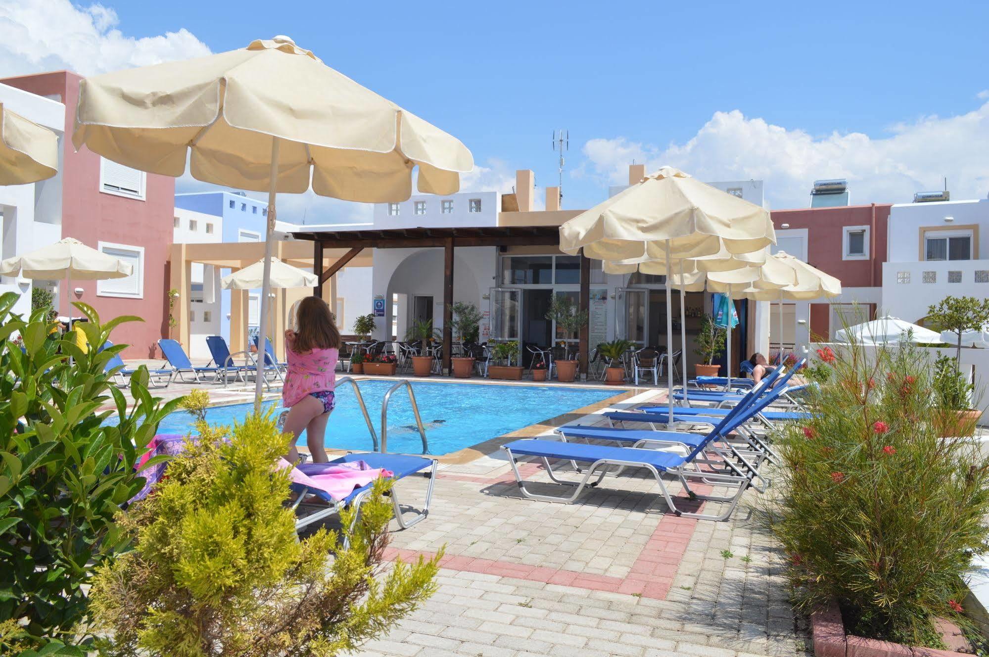 Gennadi Gardens Apartments & Villas Zewnętrze zdjęcie