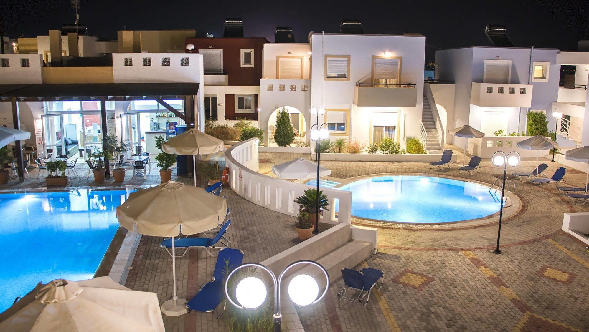 Gennadi Gardens Apartments & Villas Zewnętrze zdjęcie